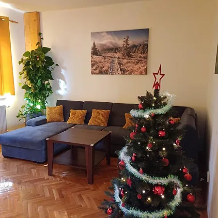 Horal Nyaraló Tanvald
