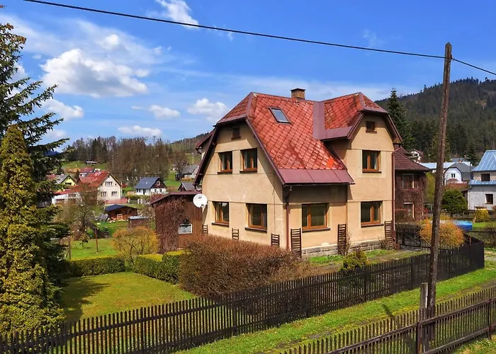 Semesterbostad Horal