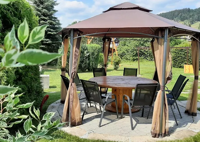 Semesterbostad Horal